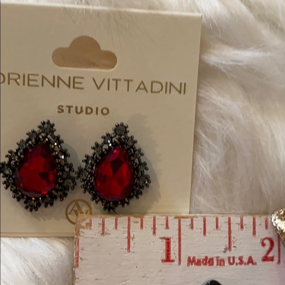 New without tags statement earrings - Picture 3 of 4